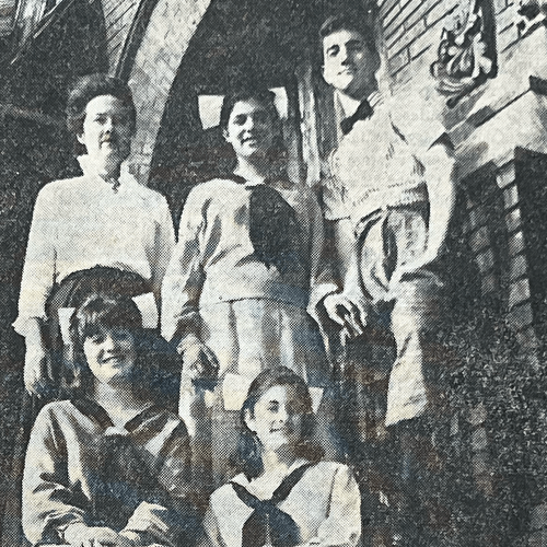 Reenactment of first confirmation class of 1917 in 1947